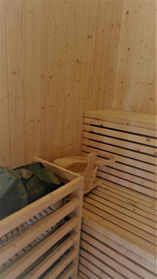 Il Tiglio Jacuzzi&sauna Couette-café Lucques