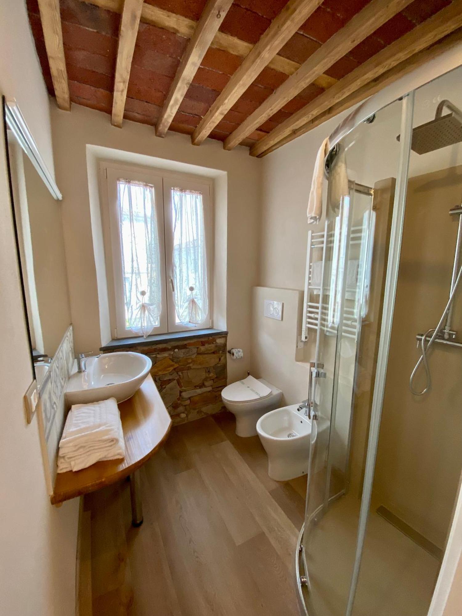 Couette-café Il Tiglio Jacuzzi&sauna *